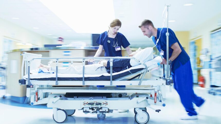 amenitarile cu moartea din scoli si spitale adolescentul de 17 ani internat o unitate medicala din capitala 68d4e754098cb