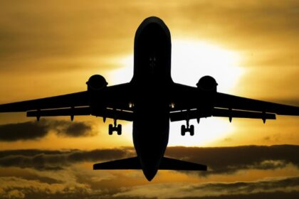 despagubiri de peste 11 milioane de dolari unui pasager care a suferit un avc la bord o companie aeriana este buna de plata 68d1adeef2904