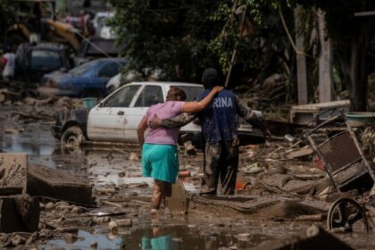 bilant tragic dupa ploile torentiale din mexic 47 de morti si 9 persoane disparute presedintele claudia sheinbaum pardo s a deplasat in zonele afectate 68ec9109daa45