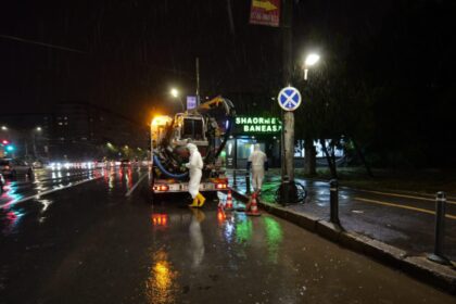 ciclonul barbara loveste romania inundatii in constanta masini avariate si interventii de urgenta in bucuresti bilantul isu 68e5e45a735c3