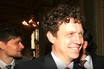 cine este horia selaru fost procuror judecator si acum avocatul lui florian coldea 68ffea6fa131f