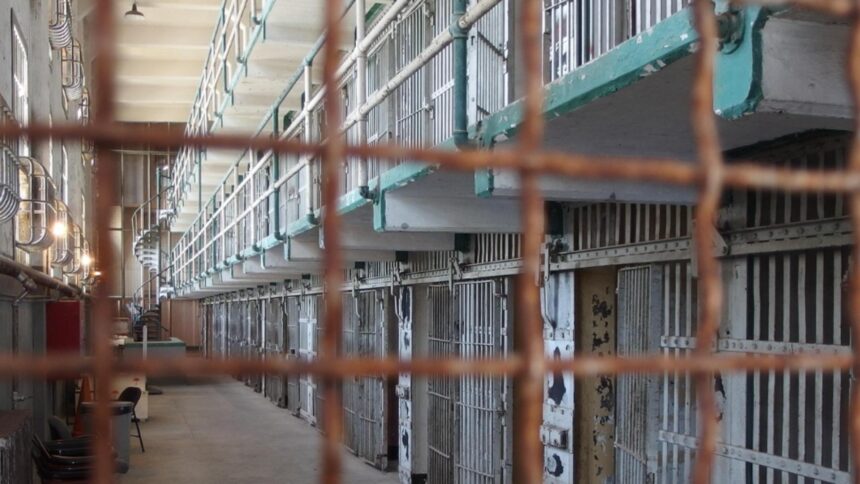 comisii de disciplina sesizate pentru abateri ale politistilor in cazul bresei de securitate de la penitenciarul targu jiu incidentul produs printr un cumul de factori 68f646887e91a