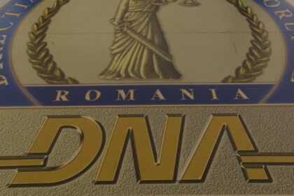 directorul de la dsp brasov pus sub control judiciar ar fi avertizat doua spitale ca urmeaza sa fie controlate 68ff41bb99590