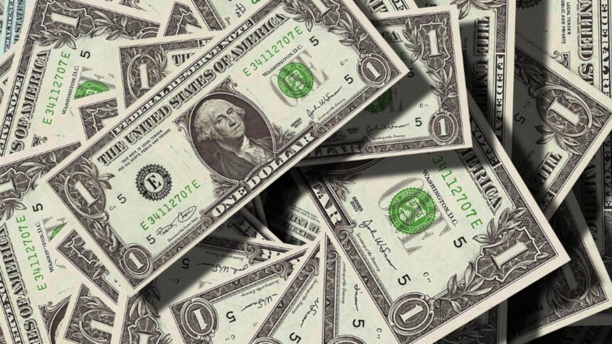 norocul unui angajat a primit din greseala un salariu de 330 de ori mai mare a decis sa si dea demisia decat sa inapoieze banii 68e3d424339d8