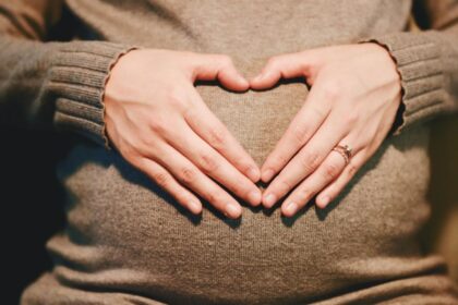 o femeie de 29 de ani a murit dupa ce a nascut la o clinica privata oamenii legii au deschis dosar penal 68e696c7374e8