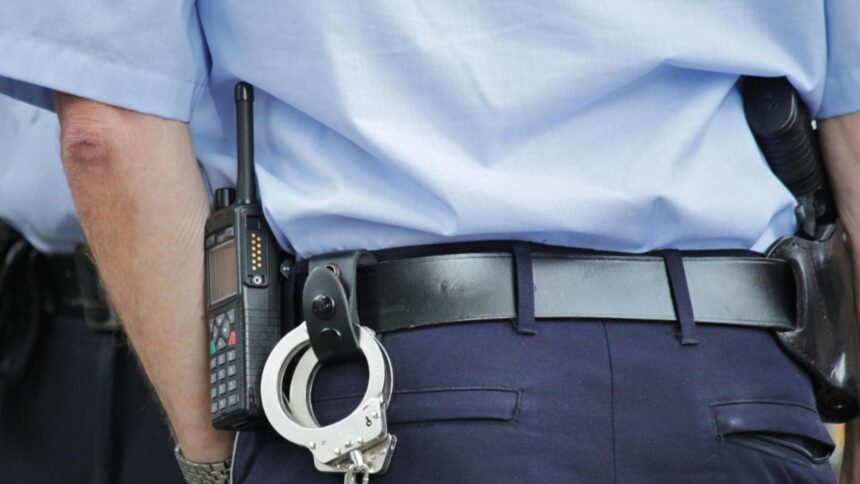 o romanca si batranul pe care il ingrijea au murit asfixiati in locuinta focul ar fi pornit de la o soba defecta 68ee6722560ed