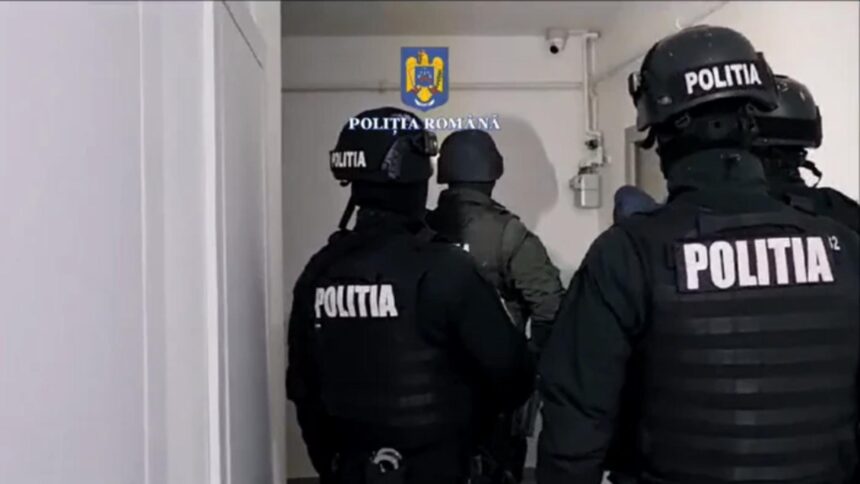cadre medicale din craiova suspectate ca au emis fise de aptitudini false pentru lucru la inaltime politistii au facut 11 perchezitii in trei judete 6909c911b3c89