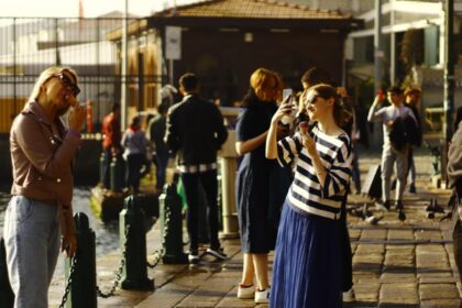 caz socant in istanbul o turista si cei doi copii ai sai au murit dupa ce au consumat mancare stradala sotul este internat in stare critica 6918f73a584e0