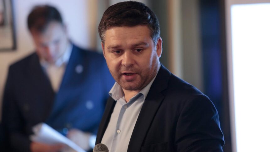 ciprian ciucu acuzatii la adresa psd si aur au batut palma 6925e9bb59507