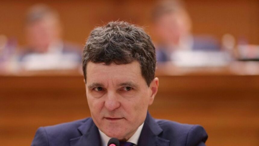 nicusor dan mesaj pentru romanii din tara seful statului a uitat de diaspora in discursul privind strategia de aparare a tarii video 692703010e6bf