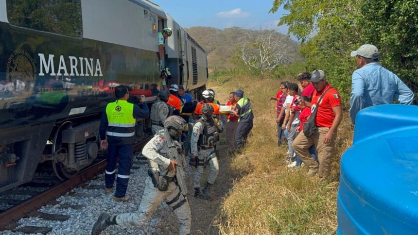accident feroviar grav in mexic cel putin 13 persoane si au pierdut viata aproximativ 100 au fost ranite 69522a841d99c