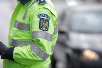 accident grav in olt soferul vinovat a fugit de la fata locului doua persoane au ajuns la spital 695102ffb77de