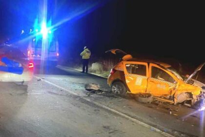 accident grav la iesirea din sibiu trei raniti inclusiv o tanara insarcinata soferul vinovat a fugit de la locul faptei 694d9535862d4