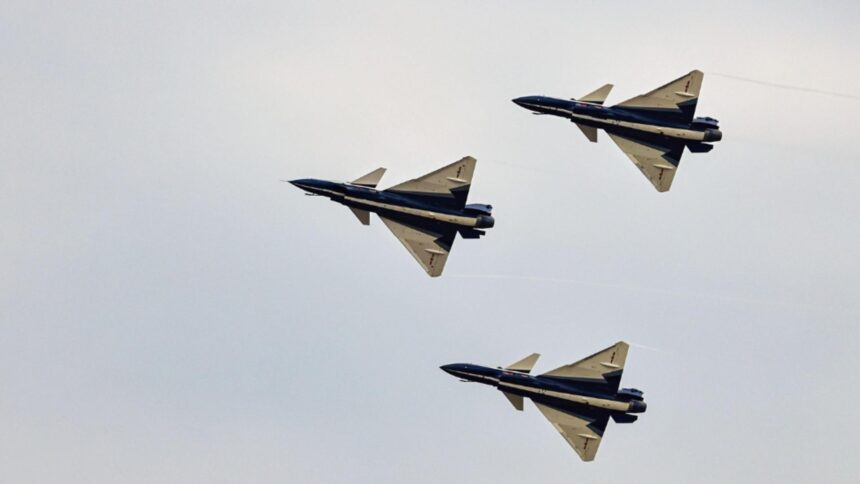 alerta in coreea de sud 11 avioane militare ale rusiei si chinei au intrat in zona de aparare aeriana 6937daede0c66