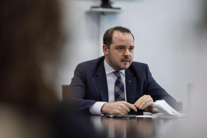 alexandru rogobete dupa incendiul din sectorul 6 ma ingrijoreaza numarul mare de pacienti cu arsuri severe este mult peste media ue 69513d8f07158