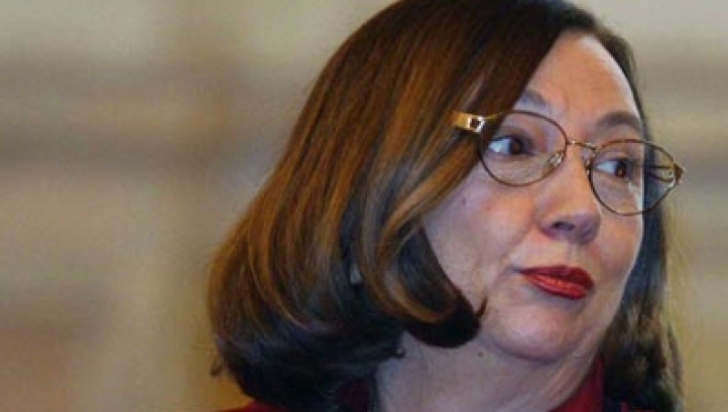 anchetatorii au descins in vila din pipera a rodicai stanoiu telefoanele fostei ministre au fost ridicate ancheta vizeaza mesaje conturi bancare si posibile amenintari 6953e1a75a7d8