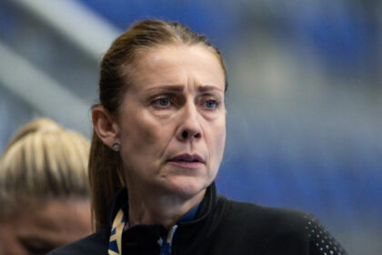 bojana popovic fosta mare jucatoare de handbal va fi noua antrenoare a csm bucuresti cristina neagu ar putea reveni la club 692e07e028ad1