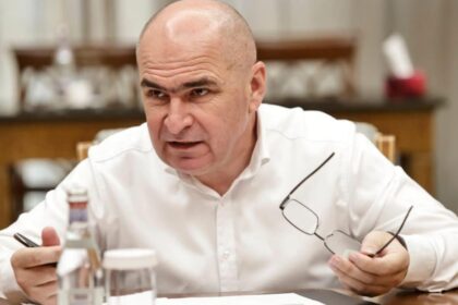 bolojan raspunde la porecla ilie saracie nu ma iau dupa asta cand esti injurat iti vezi de treaba ta 6942a5b3e4281