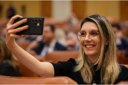 fritz seful usr reactie plina de tupeu dupa ce motiunea a trecut diana buzoianu nu pleaca nicaieri 694037d6c1ea0