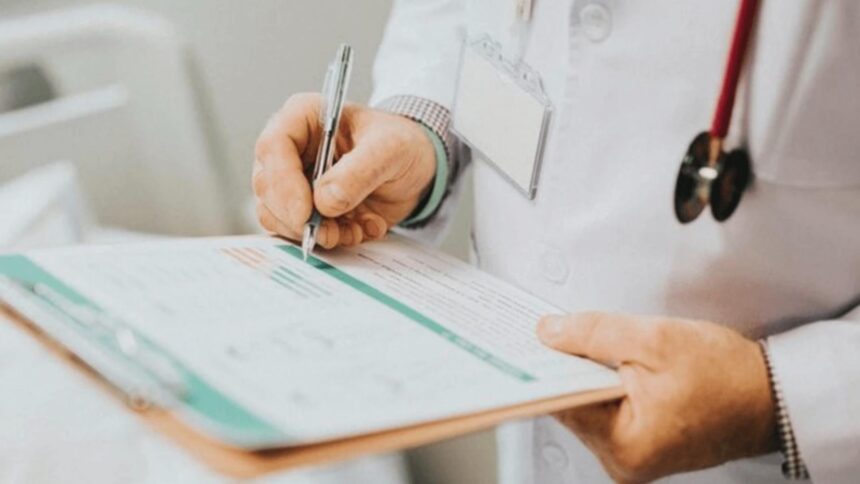 in ultima sedinta din 2025 guvernul vrea sa mai taie o zi din concediu medical al romanilor 6953e0935f63d