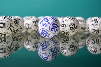 loto 6 49 milioane de euro in joc la tragerile speciale de anul nou pe 31 decembrie 6953d98c4500b