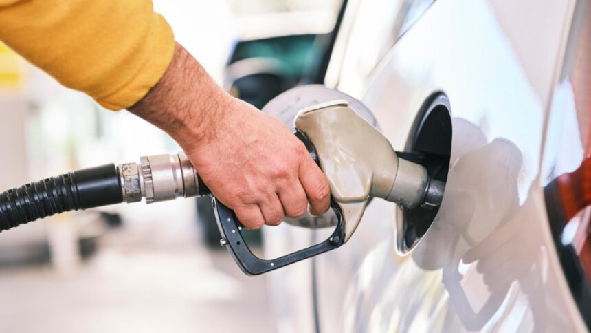 ministrul energiei carburantii nu au ajuns la 10 lei chiar au scazut preturile 6943b0748d78e