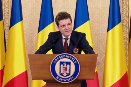 opozitia cere suspendarea lui nicusor dan pentru amestecul in justitie presedintele este acuzat ca nu respecta separatia puterilor in stat 694809d403f14