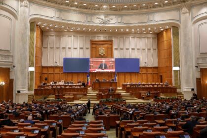 peste 900 de fosti parlamentari beneficiaza de pensii speciale pentru mandatele exercitate in parlament 6953c33b3fc46
