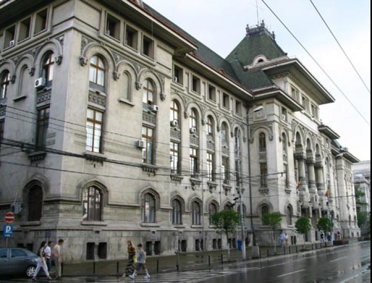 primaria capitalei se imprumuta cu 50 de milioane de lei pentru a acoperi restantele la termoficare 694255fae1f17