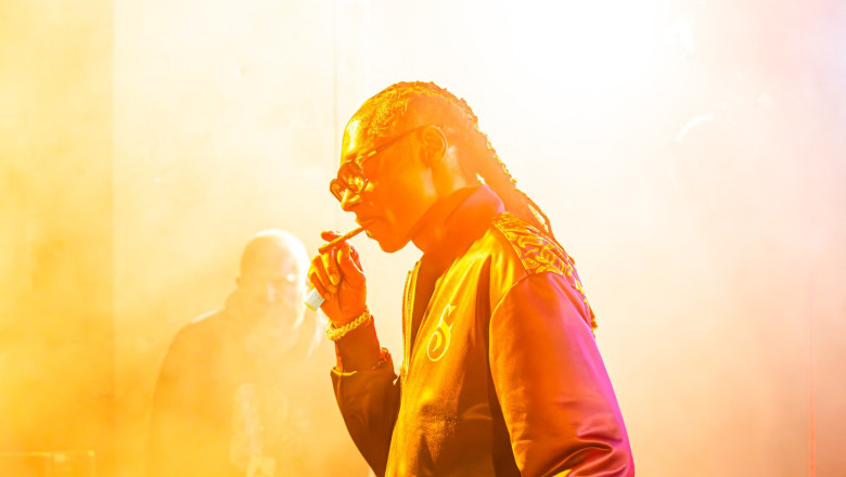 rapperul snoop dogg antrenor de onoare al echipei olimpice a sua la jo 2026 entuziasmul sau pentru miscarea olimpica e contagios 693e6cf101a69
