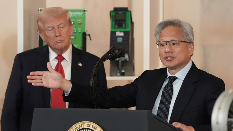 trump da unda verde companiei nvidia sa reia vanzarea cipurilor ai in china 6937d20ea04ed