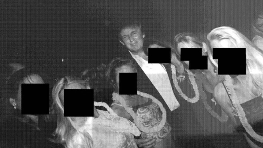 trump surprins in noi fotografii cu femei la proprietatea lui jeffrey epstein clinton si steve bannon apar si ei alaturi de controversatul afacerist foto 693c4eaa5fe70