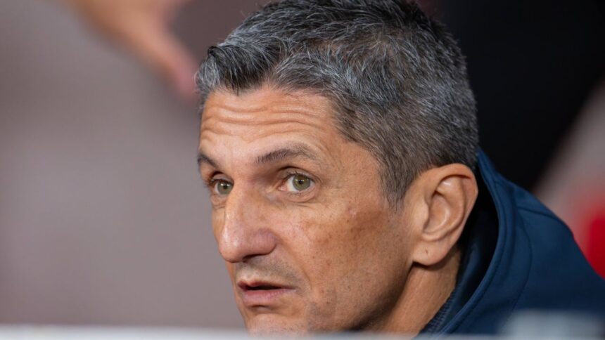 apasat de tragicul accident de pe dn6 razvan lucescu a lasat inima sa vorbeasca la conferinta de presa simt o tristete imensa 697a88dc0832b