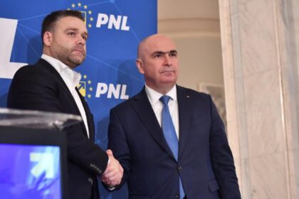 ciprian ciucu in dilema nu stie cum sa imparta suma infima primita de la bolojan pentru primaria capitalei 696759ca8fac1