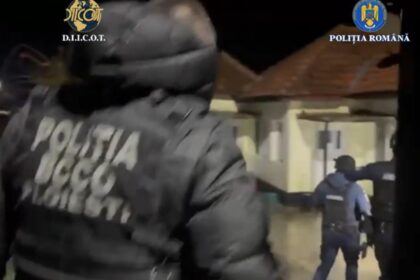 grup infractional romano britanic destructurat tinere trimise sa se prostitueze in marea britanie video 6964ebbe74bdb