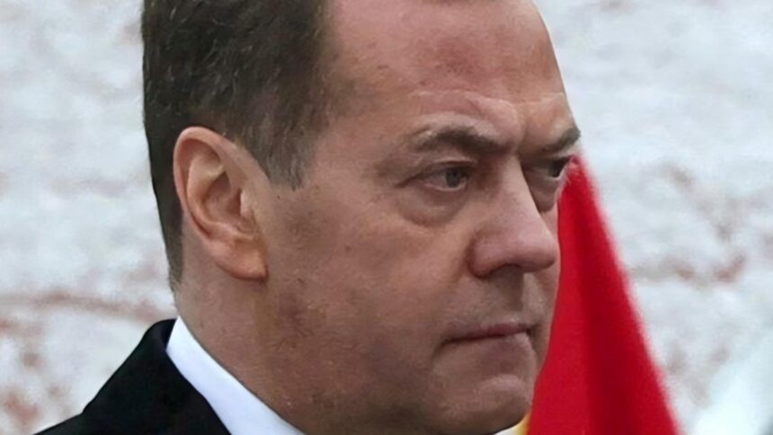 mesaj socant de la moscova dupa capturarea lui maduro medvedev ii cere lui trump sa trimita fortele speciale la kiev 695934cb514e1