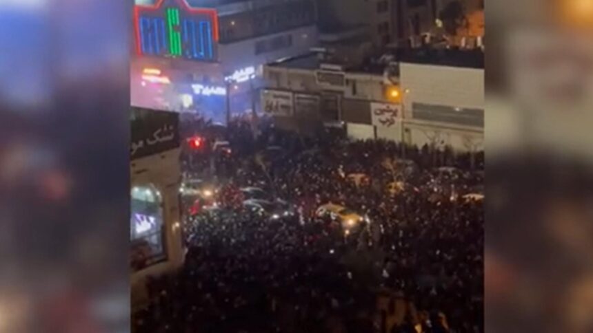 numarul mortilor in randul protestatarilor din iran a trecut de 420 potrivit activistilor pentru drepturile omului trump analizeaza potentiale optiuni militare 6963e9ee7c15e
