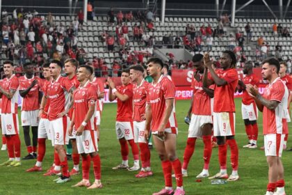 oficial out de la dinamo plecare de ultima ora din lotul lui zeljko kopic 6970fb45c4e15