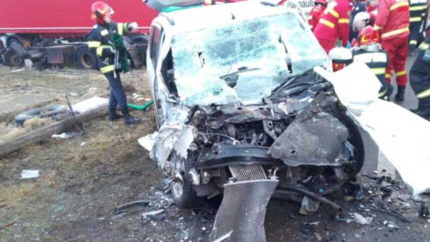 accident grav pe dn 17 in judetul bistrita nasaud trei persoane ranite intre care un minor 698c390aeeb78