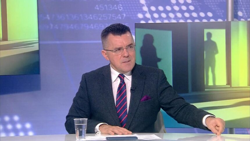dungaciu romania nu stie ce politica de securitate sa adopte pentru ca asteapta de fiecare data indicatii de la bruxelles 699cc0c66bdd4