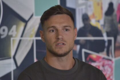 exclusiv dennis politic voia sa plece de la fcsb fotbalistul nu mai accepta situatia de la campioana romaniei care era motivul 69860c1e1775a