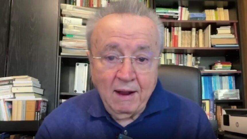 ion cristoiu nicusor dan nu s a dus la kiev sa nu se faca de ras 699ed1766e331