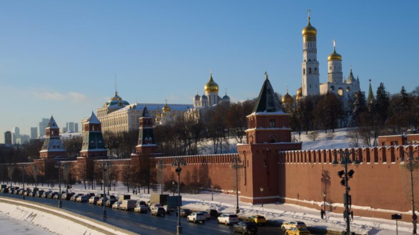 kremlinul raspunde cu ironie acuzatiilor de legaturi ale lui epstein cu moscova 69849fbc43a6b