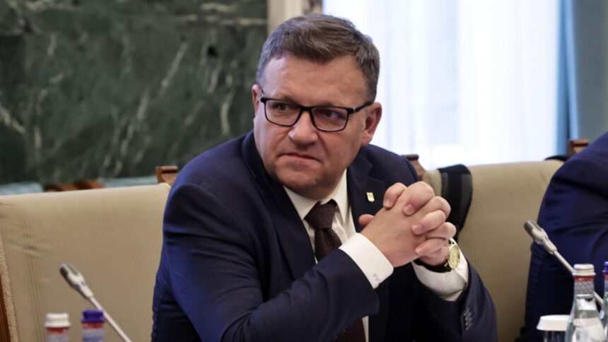 marius budai avertizeaza romania risca recesiune tehnica critici dure la adresa premierului ilie bolojan 69872e0dcbce3