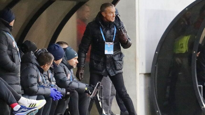 reactia lui pancu dupa ce dorinel munteanu a acuzat arbitrajul din hermannstadt cfr eu am vazut bine 69943245d4b8d
