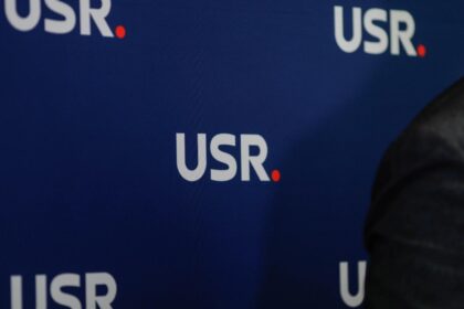 rezistii cauta noi adepti festival de ironii la adresa campionilor la gafe ce le ureaza romanii celor de la usr 6986d84a96445