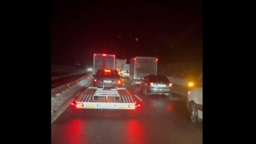 trafic restrictionat pe a3 in zona moara vlasiei din cauza unui accident in care au fost implicate mai multe autovehicule 6996a5840de5d