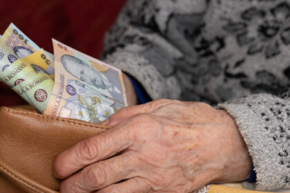 analiza 468 milioane de pensionari in februarie si o pensie medie de 2 780 lei economist pensia de stat risca sa devina o gluma proasta 69a9496b55b6f