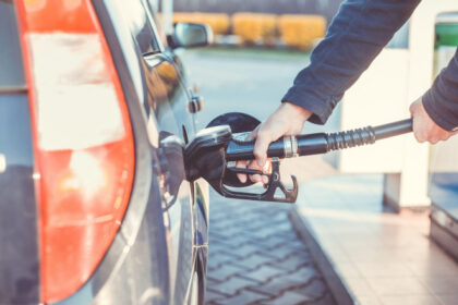 bogdan ivan propune doua variante pentru scaderea pretului carburantului ministrul energiei anunta sedinta de lucru luni 69c97560acb9c