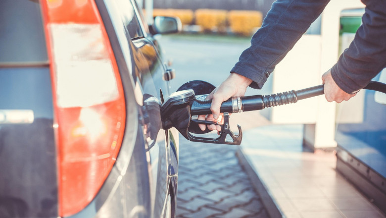 bogdan ivan propune doua variante pentru scaderea pretului carburantului ministrul energiei anunta sedinta de lucru luni 69c97560acb9c